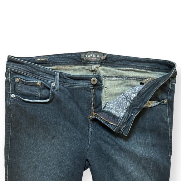 TORRID Luxe Skinny Premium Jeans Denim High Rise Dark Wash 20R Stretch - Picture 4 of 10